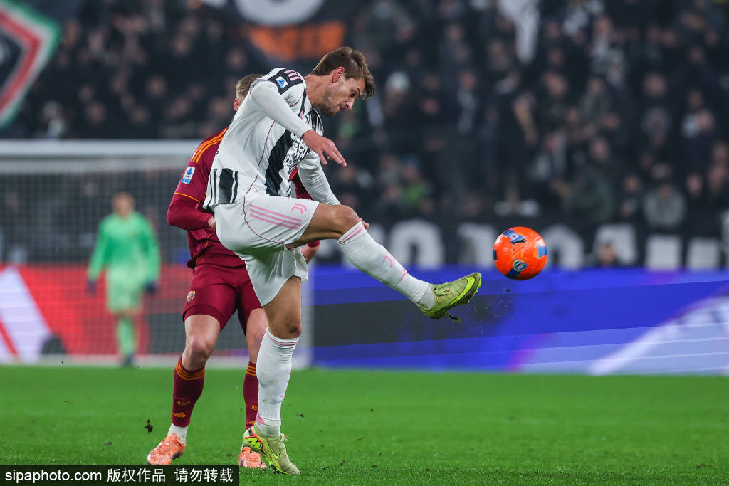 意甲风云：穆哈雷莫维奇的乌龙球成就尤文1-0领先，卡卢卢的传中功不可没！